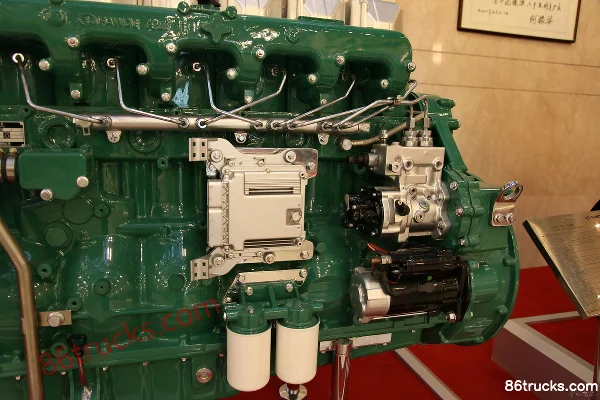 Xichai CA6DN1-50E4 500 hp 12.5L China IV Diesel Engine Exterior (3) | 86Trucks