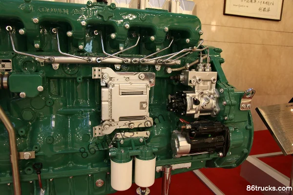 Xichai CA6DN1-39E4 390 hp 12.5L China IV Diesel Engine Exterior (3) | 86Trucks