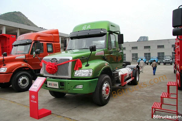 FAW Liute Anjie (L5R) Heavy Truck 350 hp 4X2(6 wheels) LNG Cabover Tractor Truck Exterior (3) | 86Trucks