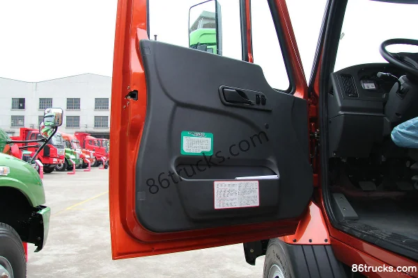 FAW Liute Xin Anjie (L5R) Heavy Truck 260hp 4X2(6 wheels) Long-Nose Tractor Truck Cab (1) | 86Trucks