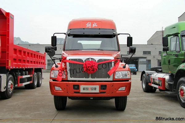 FAW Liute Xin'anjie(L5R) Heavy Truck 350 hp 6X2(8 wheels) Long-nose Tractor Truck Exterior (2) | 86Trucks