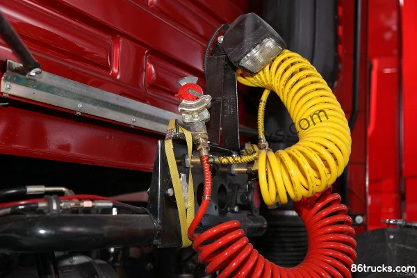 SHACMAN Delong X3000 550 ch 6X4(10 roues) tracteur routier Châssis (3) | 86Trucks