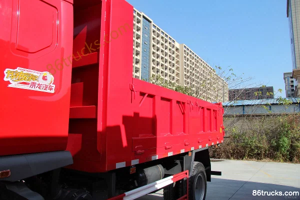 Dongfeng Liuqi Chenglong M3 220 hp 4X2(6 wheels) 5m Dump Truck Body (1) | 86Trucks