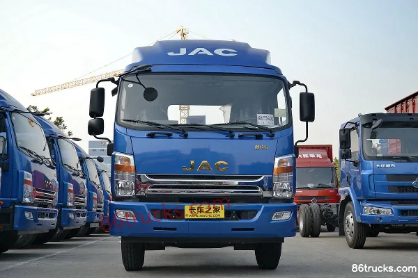 JAC Weisida W530 camion moyen 160 ch 4X2(6 roues) camion porteur fourgon 6,8 m Extérieur (2) | 86Trucks