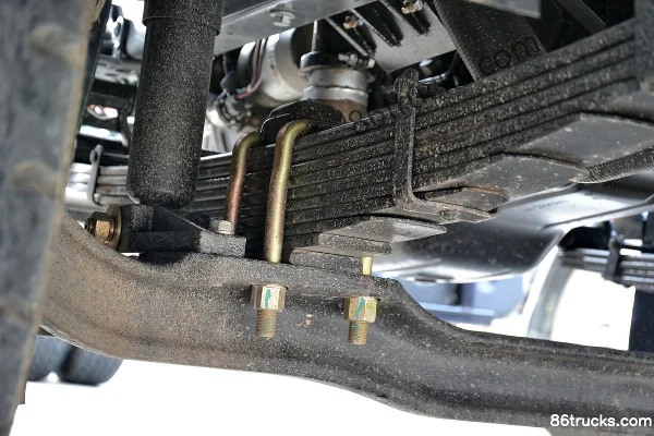 JAC Weisida W530 camion moyen 160 ch 4X2(6 roues) camion porteur fourgon 6,8 m Châssis (3) | 86Trucks