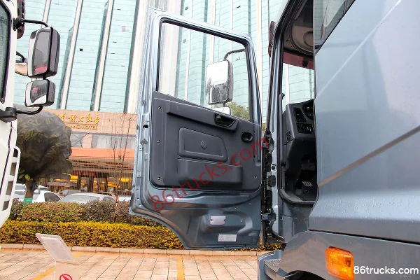 Hualing Hanma heavy truck 375 hp 6X4(10 wheels) tractor truck Cab (1) | 86Trucks