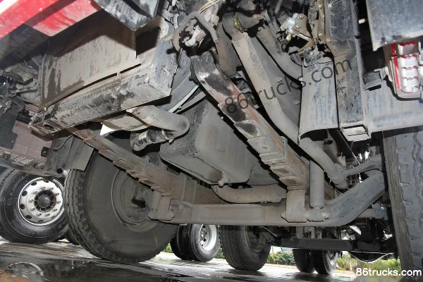 Hualing HanmaH6 camion lourd 375 ch 6X2(8 roues) tracteur routier Châssis (2) | 86Trucks