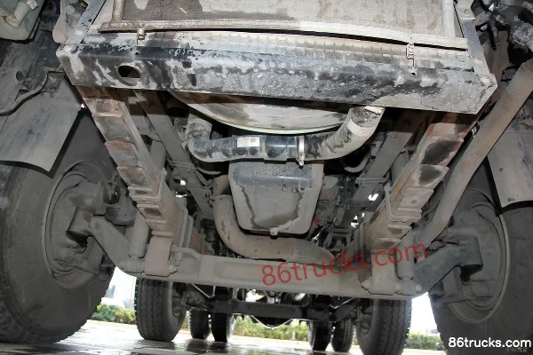 Hualing HanmaH6 camion lourd 375 ch 6X2(8 roues) tracteur routier Châssis (1) | 86Trucks