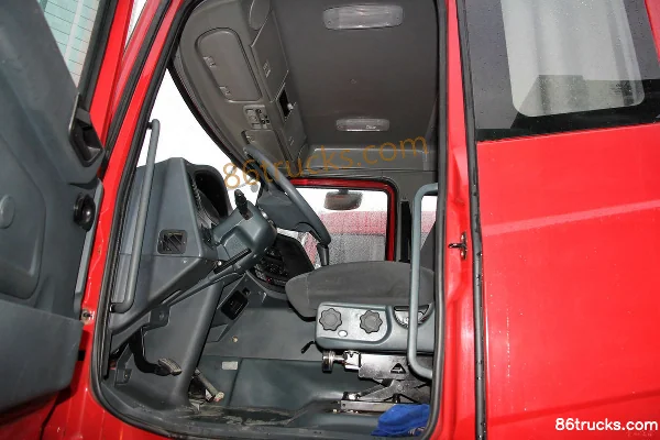 Hualing Hanma Heavy Truck 160 hp 4X2(6 wheels) 7.7m Single Row Van Cargo Truck Cab (3) | 86Trucks