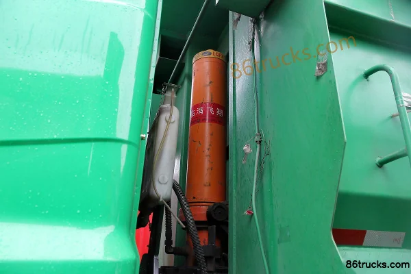 Hualing Hanma heavy truck 345 hp 6X4(10 wheels) 5.6m dump truck Body (3) | 86Trucks
