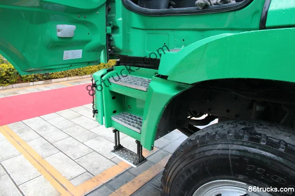Hualing Hanma H9 Heavy Truck Composite Transport Type 430hp 6X4(10 wheels) 6.2m Dump Truck Cab (2) | 86Trucks