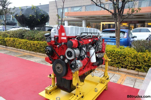 Hanma Power CM6D28.480 40 480 hp 11.8L China IV Diesel Engine Exterior (3) | 86Trucks