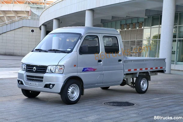 Dongfeng Junfeng 1.3L 87hp 4X2(6 wheels) Gasoline 2.5m Double Row Flatbed Mini Truck Exterior (3) | 86Trucks