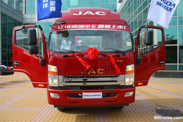 JAC Weisida W530 Medium Truck 160 hp 4X2(6 wheels) 6.75m Flatbed Cargo Truck (Chassis) Exterior (2) | 86Trucks