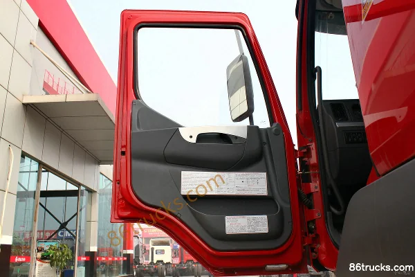 Dongfeng Liuqi Chenglong M5 336 hp 6X4(10 wheels) Dump Truck Chassis Cab (2) | 86Trucks