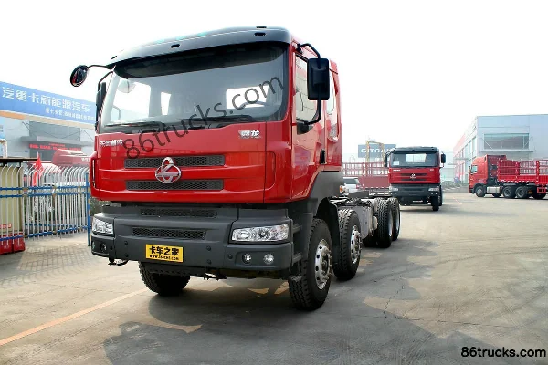 DongfengLiuqi Chenglong M5 310 ch 8X4(12 roues) camion benne 7,6 m Extérieur (3) | 86Trucks