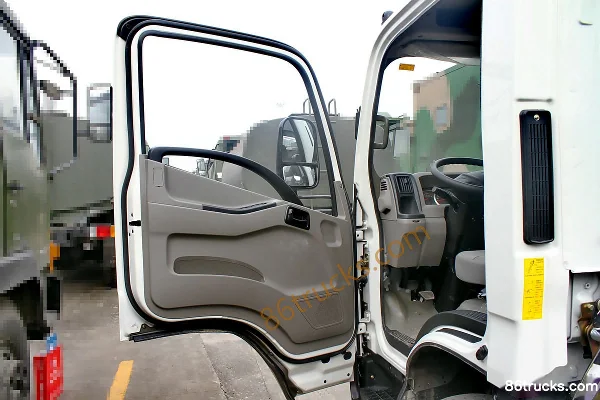 JMC Kai Rui 800 152 hp 4X2(6 wheels) 3815mm Wheelbase Single Row Light Truck Chassis Cab (1) | 86Trucks