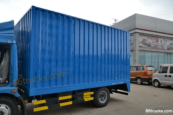 Dongfeng Kaipute E280 116 ch 4X2(6 roues) camion léger fourgon cabine simple 4,172 m Carrosserie (1) | 86Trucks