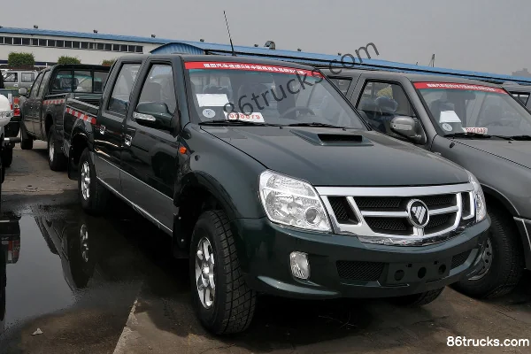 Foton Sapphire V Standard Edition 2.0L Diesel 129hp 2WD Double Cab Pickup Exterior (2) | 86Trucks