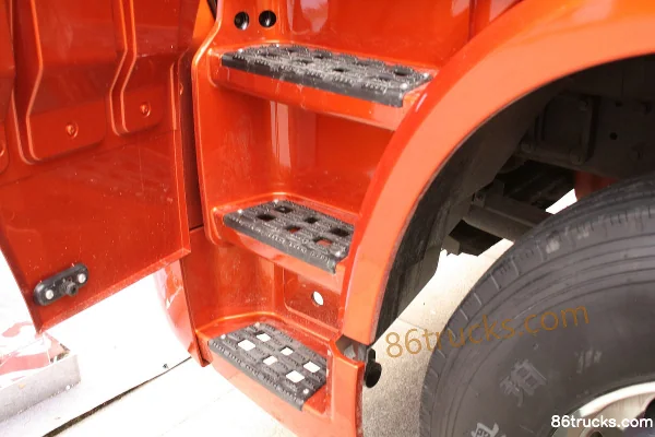 Union Truck U340 Heavy Truck 400 hp 6X4(10 wheels) LNG Tractor Truck Cab (1) | 86Trucks