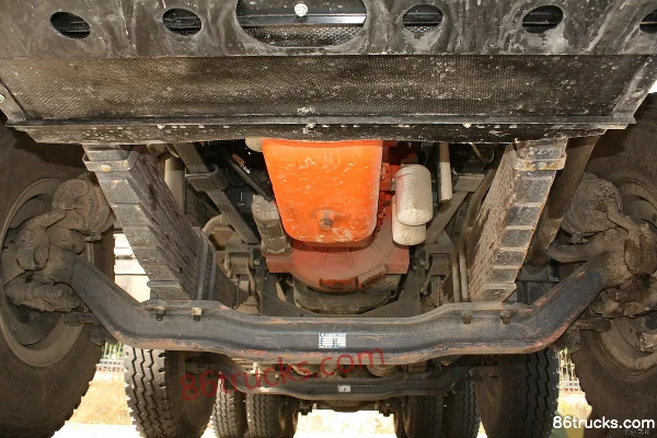 Union Truck U400 400 hp 8X4(12 wheels) 5.6m Dump Truck (China VI) Chassis (1) | 86Trucks