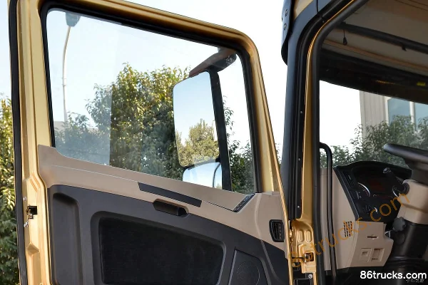 SHACMAN Cummins Delong X3000 420 hp 6X4(10 wheels) Tractor Truck Cab (2) | 86Trucks