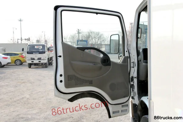 Dongfeng Kaipute N280 116 ch 4X2(6 roues) 4,1 m camion porteur fourgon cabine simple (2) | 86Trucks