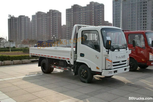 Tangjun Ouling T1 Series 88 hp 4X2(6 wheels) 4.15m Single Row Flatbed Truck Exterior (3) | 86Trucks