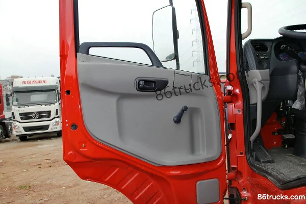 Dongfeng Commercial Vehicle Tianjin Medium Truck 160hp 4X2(6 wheels) 7.5m box cargo truck chassis Cab (3) | 86Trucks
