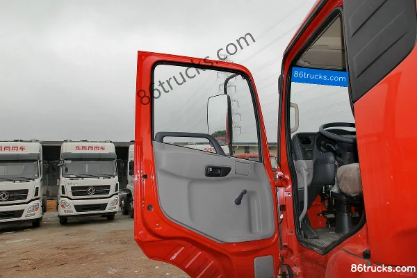 Dongfeng Commercial Vehicle Tianjin Medium Truck 160hp 4X2(6 wheels) 7.5m box cargo truck chassis Cab (2) | 86Trucks