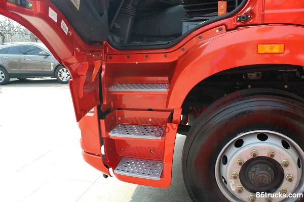FAW Jiefang J6P Heavy Truck Leading Edition 460hp 6X4(10 wheels) Tractor Truck Cab (3) | 86Trucks