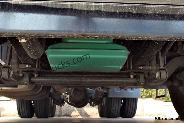 FAW Jiefang J6P Heavy Truck Leading Edition 460hp 6X4(10 wheels) Tractor Truck Chassis (3) | 86Trucks