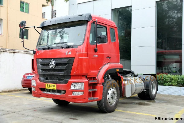 Sinotruk Hohan Heavy Truck 340 hp 4X2(6 wheels) Tractor Truck Exterior (3) | 86Trucks