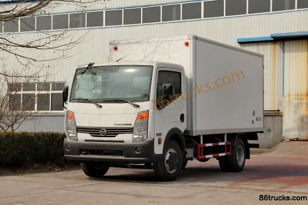 Zhengzhou Nissan Capstar 130 ch 4X2(6 roues) camion frigorifique 4 m Extérieur (3) | 86Trucks