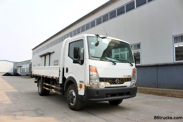 Zhengzhou Nissan Cabstar 130hp 4X2(6 wheels) 3.6m single-row flatbed light truck Exterior (3) | 86Trucks