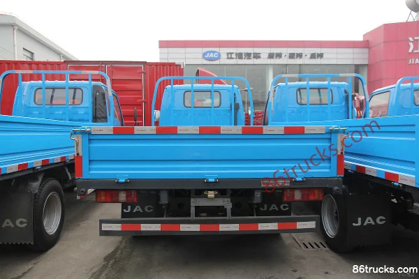 JAC Haoyun 80 ch 4X2(6 roues) camion léger à plateau 4,18 m cabine simple Carrosserie (1) | 86Trucks
