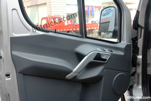 JAC Sunray 5 Series Star Express 120 hp 6-seat Panel Van Cab (3) | 86Trucks