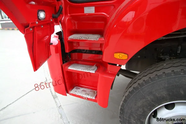 Beiben V3M Heavy Truck 385 hp 6X4(10 wheels) Tractor Truck Cab (2) | 86Trucks