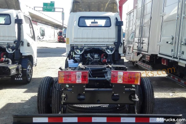 Kama Fulaika 95 ch 4X2(6 roues) camion léger fourgon 3,7 m monoplace Châssis (1) | 86Trucks