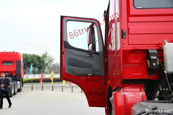 Beiben V3 Heavy Truck 380hp 6X4(10 wheels) LNG Tractor Truck Cab (1) | 86Trucks
