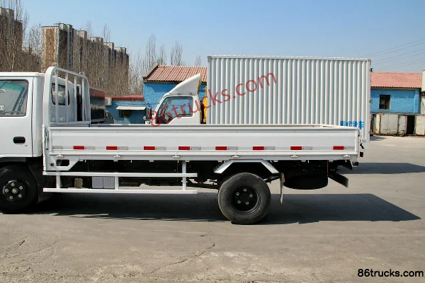 Qingling Isuzu 100P 98 ch 4X2(6 roues) camion léger plateau ridelles 4,275 m monoplace Carrosserie (2) | 86Trucks