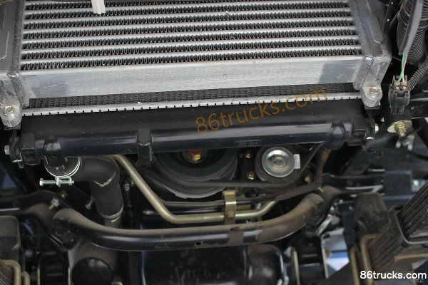 Qingling Isuzu 100P 98 hp 4X2(6 wheels) 4.25m Single Row Van Light Truck Chassis (2) | 86Trucks