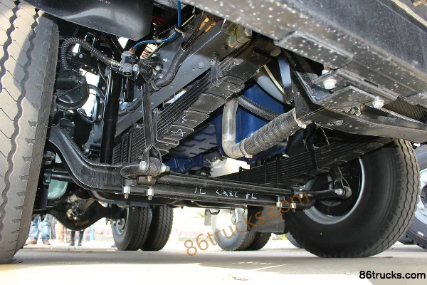 JAC Gallop A3W camion lourd 300 ch 4X2(6 roues) tracteur routier portuaire (cabine large) Châssis (2) | 86Trucks
