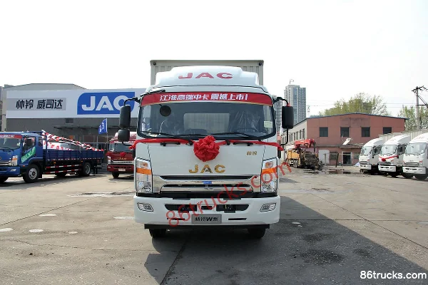 JAC Shuailing Q9 Weistart W470 Medium Truck 160hp 4X2(6 wheels) 6.2m van cargo truck Exterior (2) | 86Trucks
