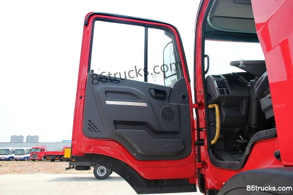 JAC Gallop 300hp 8X4(12 wheels) 7.2m flatbed truck Cab (1) | 86Trucks