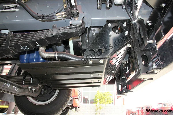 JAC Gallop 300hp 8X4(12 wheels) 7.2m flatbed truck Chassis (3) | 86Trucks