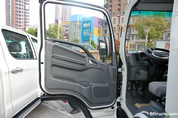 JAC Shuailing K340 Fashion Edition 152hp 4X2(6 wheels) 4.23m Single Row Flatbed Light Truck Cab (1) | 86Trucks