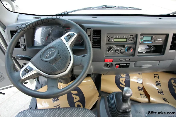 JAC Shuailing H 160 ch 4X2(6 roues) châssis cabine simple camion léger (large) (3) | 86Trucks