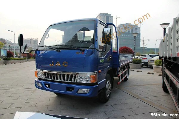 JAC Junling K330 120hp 4X2(6 wheels) 4.18m Single Row Flatbed Light Truck Exterior (3) | 86Trucks