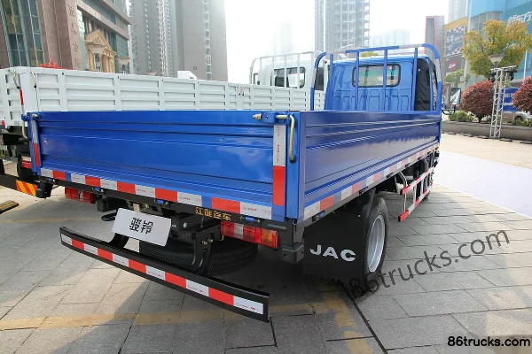 JAC Junling K330 120hp 4X2(6 wheels) 4.18m Single Row Flatbed Light Truck Body (1) | 86Trucks